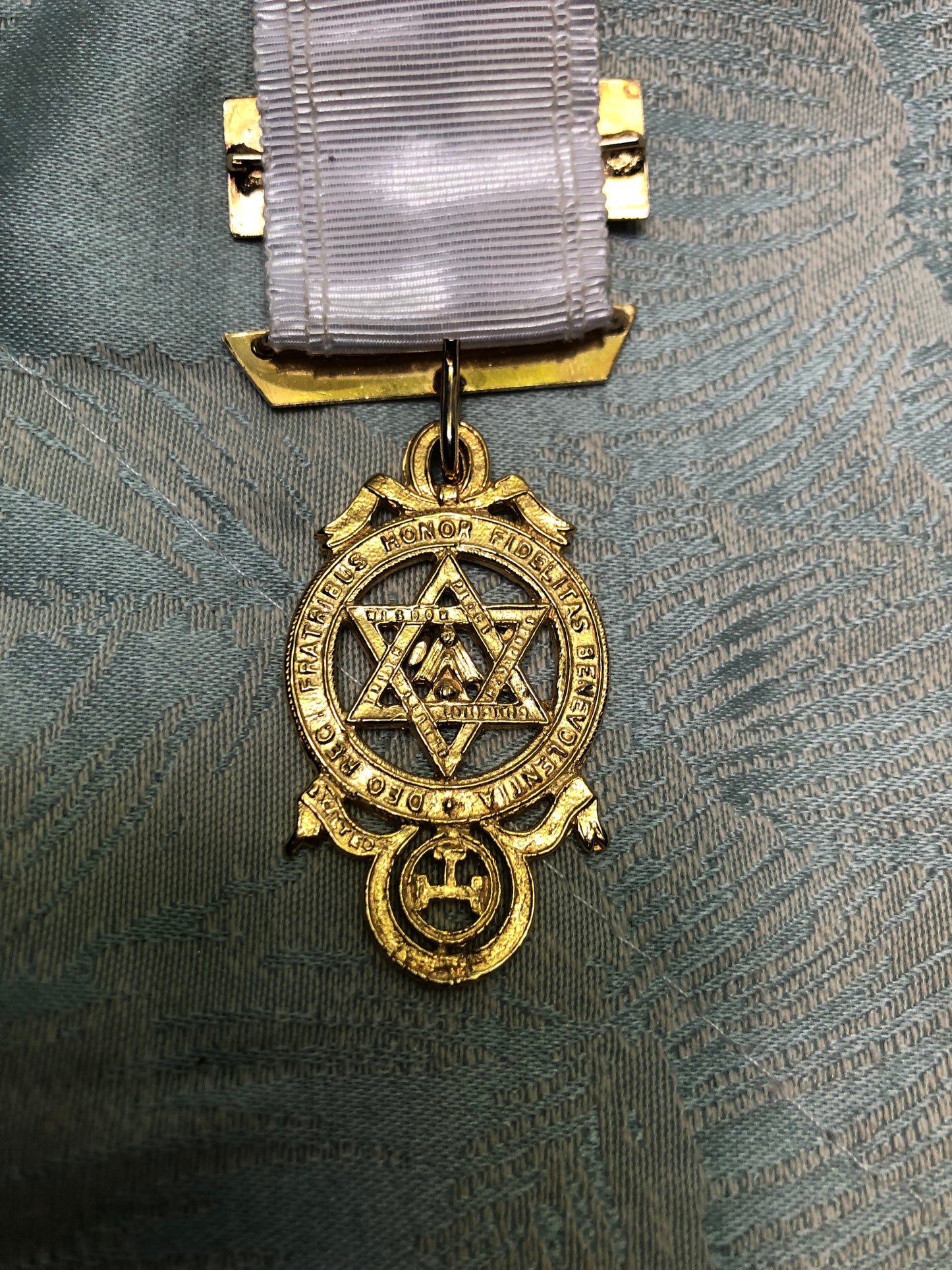 Royal Arch Masonic Jewel — Double Sided | Triple Tau & Latin Mottos | British Fraternal | c.1950–1970 | Very Good