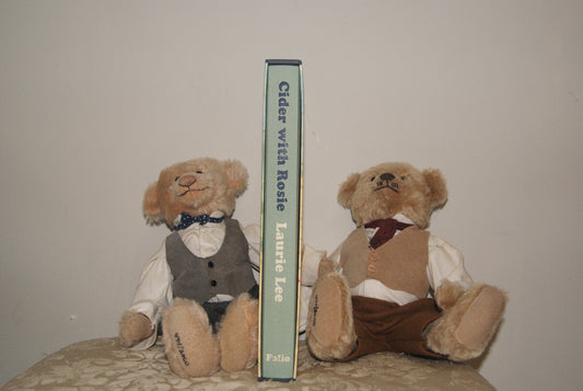Cider with Rosie — The Folio Society | Laurie Lee | 2003 | Slipcase