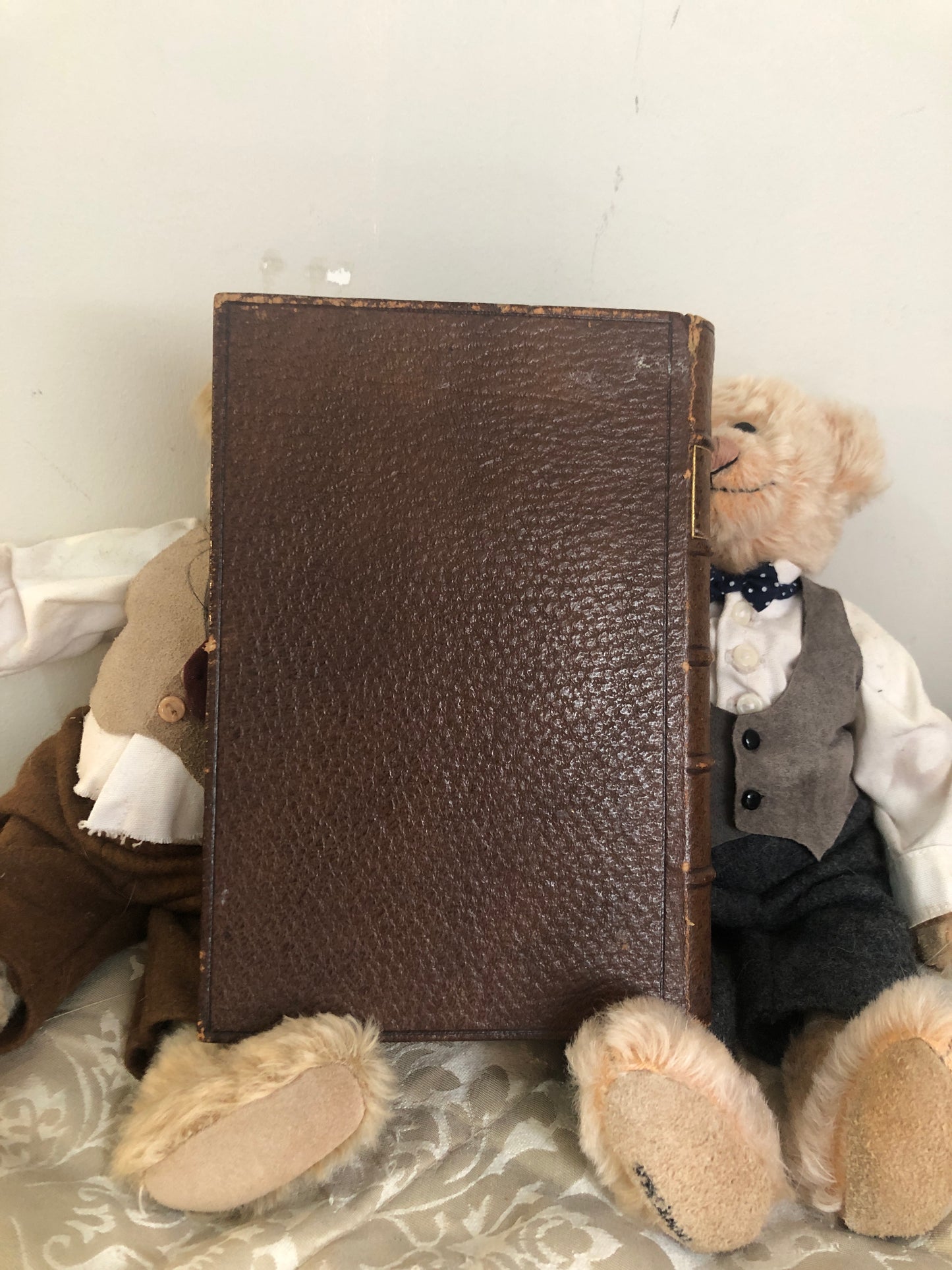 The Golden Treasury — Palgrave | Oxford Edition 1919 | Uppingham School Prize Binding | Awarded to R. Gresley, 1921 | Full Morocco