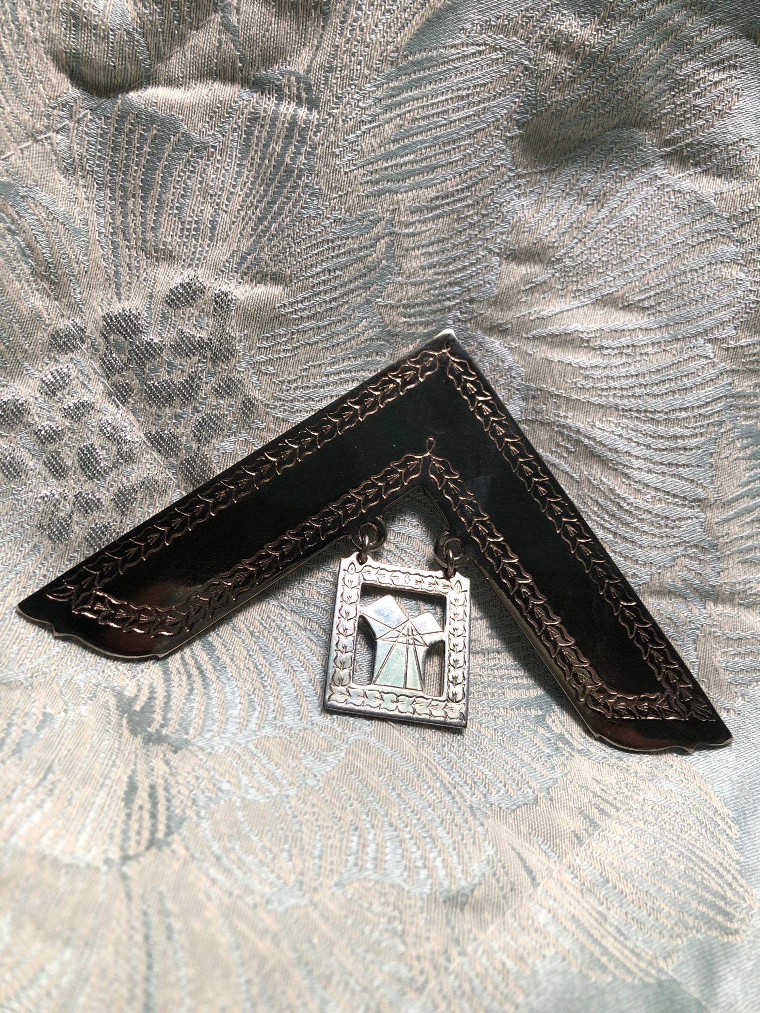 {{ product.title }} - Rare vintage {{ product.type | downcase }} from Novel Relic