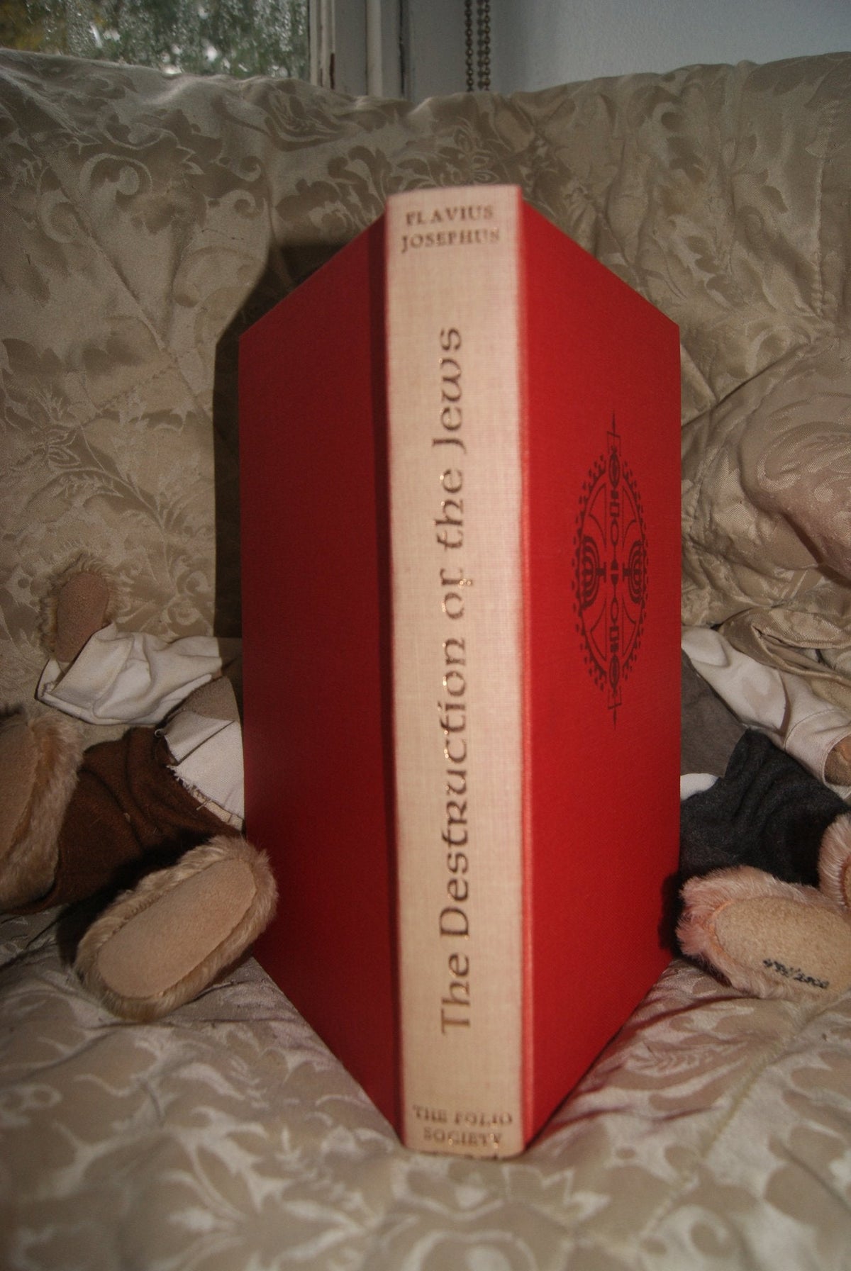 The Destruction of the Jews — The Folio Society | Flavius Josephus | 1971 — view 2