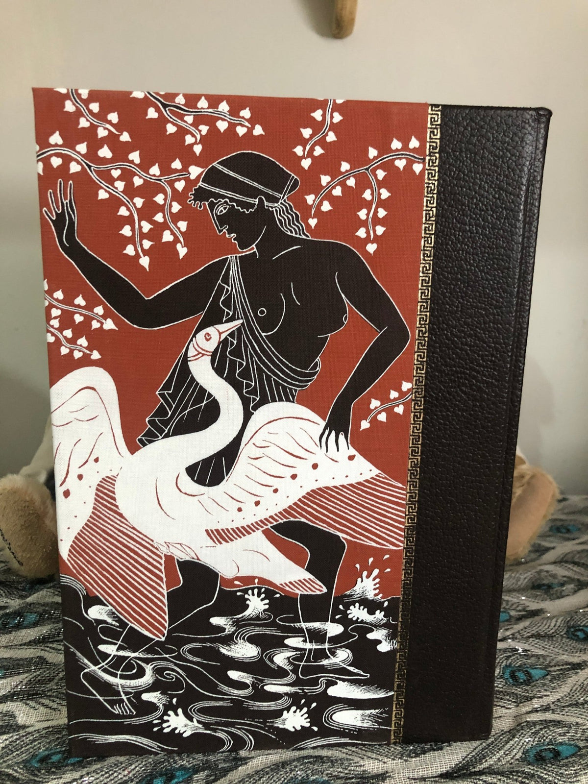 The Greek Myths — Robert Graves | Folio Society 1996 | Quarter Leather | Illustrated by Grahame Baker — view 3